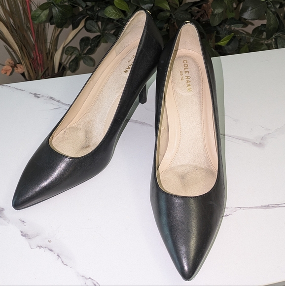 Cole Haan Heels EUC - Picture 3 of 10